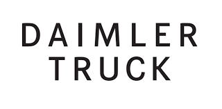 Unternehmenslogo von Daimler Truck: Der zweizeilige, schwarze Schriftzug „DAIMLER TRUCK“ in einer serifenlosen Schrift auf weißem Hintergrund.